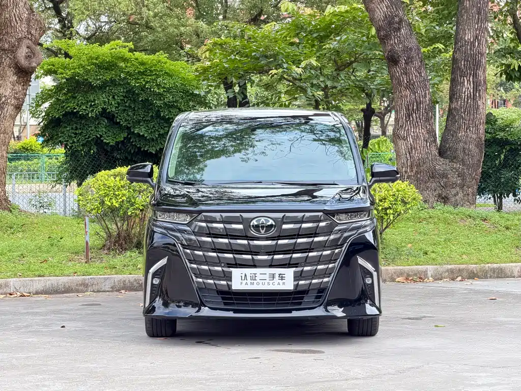 Toyota Alphard 2024 2.5L Premium