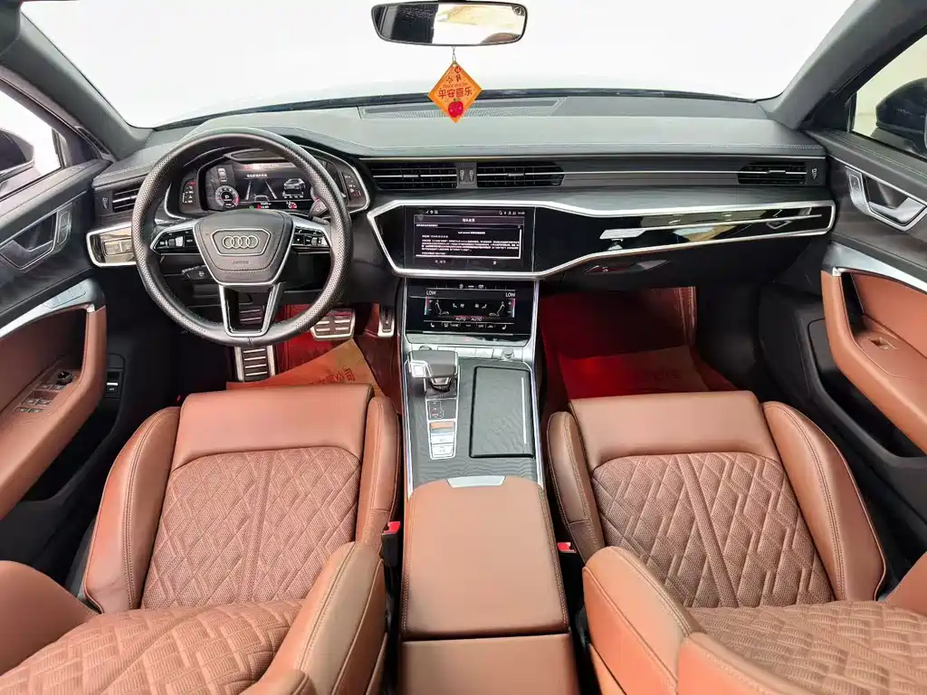 Audi A6L 2025 45 TFSI quattro