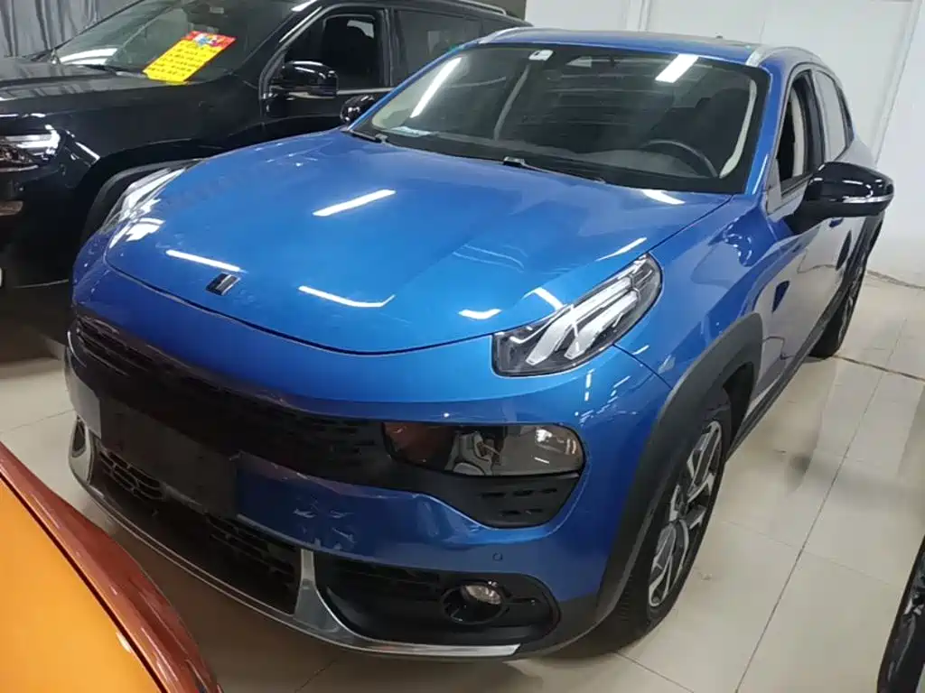 Lynk & Co 02