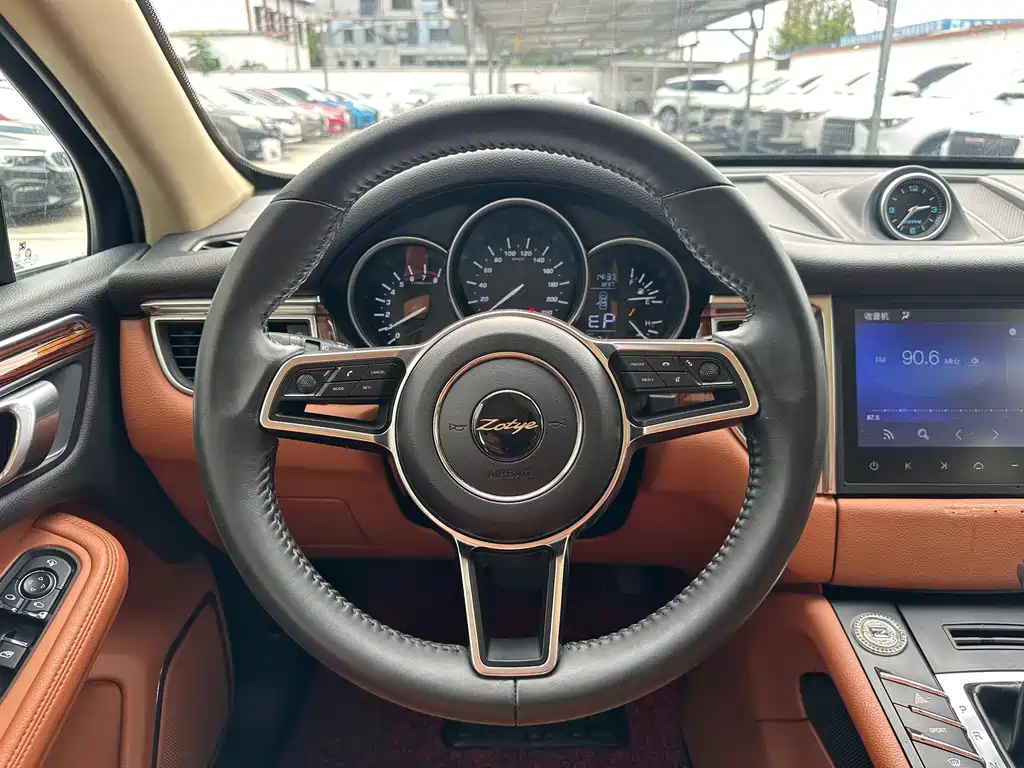 Zotye Zotye SR9 — миниатюра 4