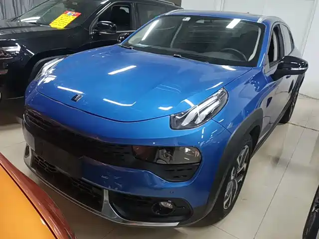 Lynk & Co 02