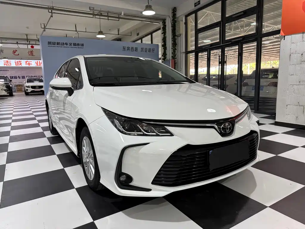 Toyota Corolla — миниатюра 3