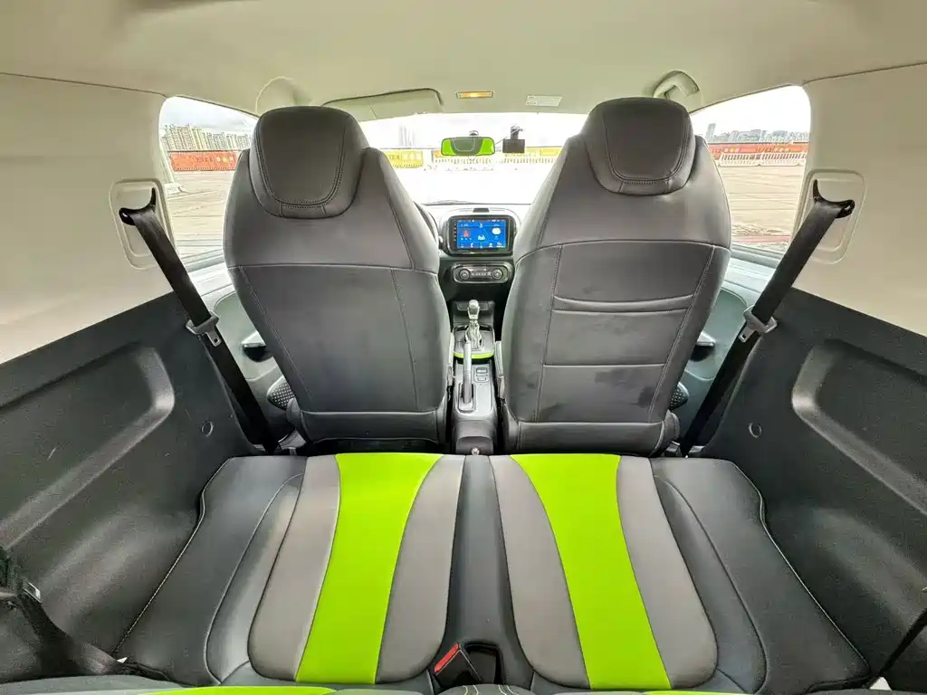 Roewe Clever — миниатюра 4