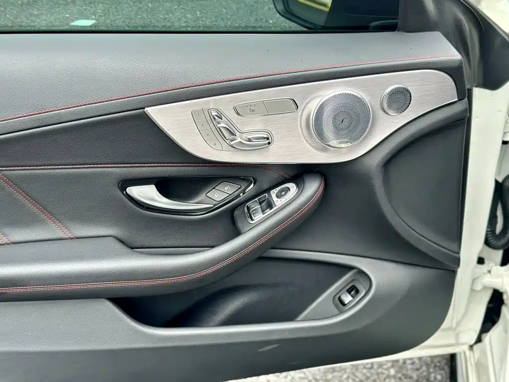 Mercedes-Benz C-Class AMG — миниатюра 11