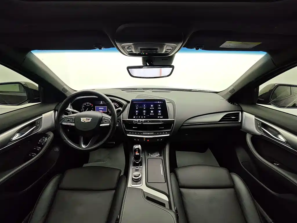 Cadillac CT5 — миниатюра 23