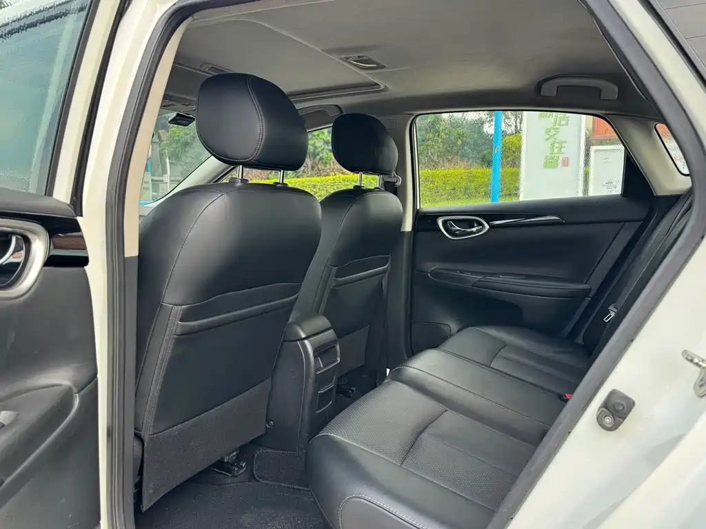 Nissan Sylphy — миниатюра 7