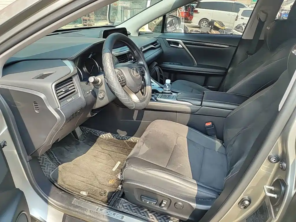 Lexus RX — миниатюра 15
