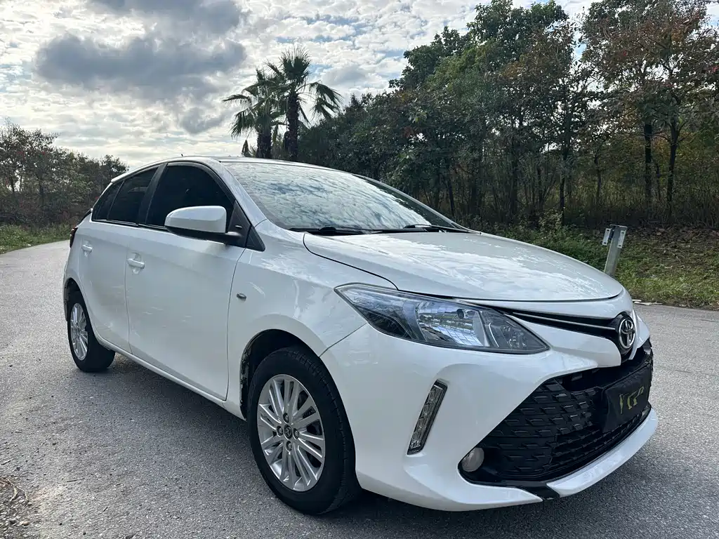 TOYOTA VIOS FS