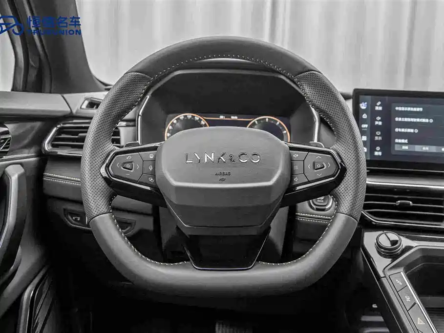 Lynk & Co 06 — миниатюра 17