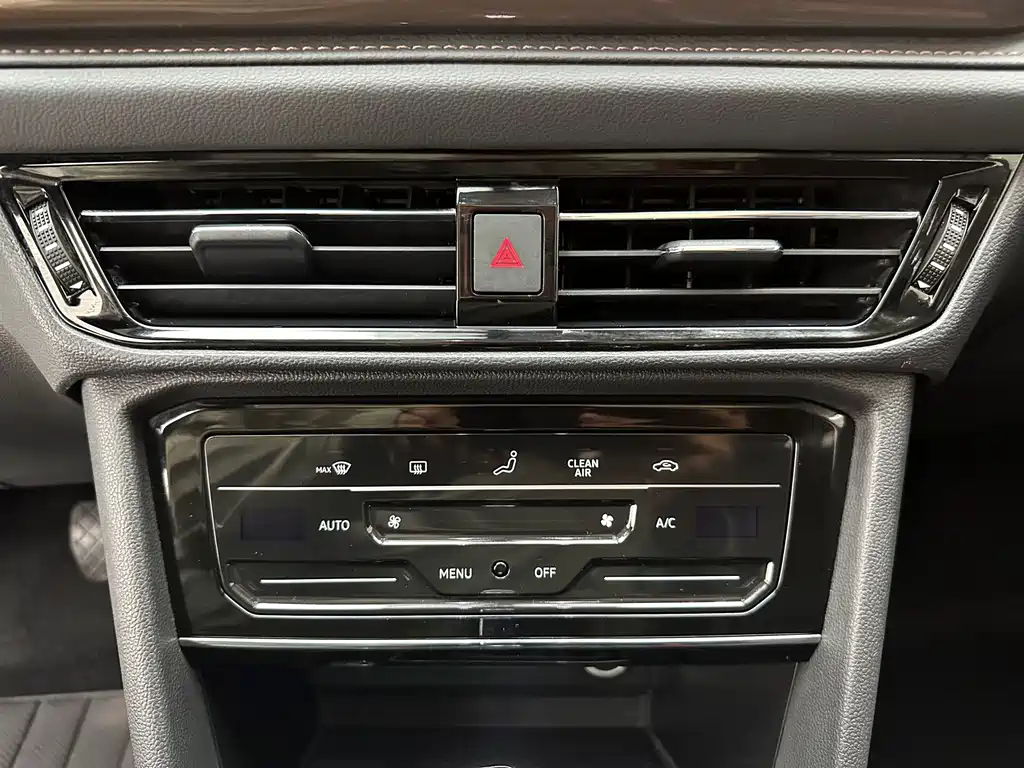 Volkswagen Tharu — миниатюра 16