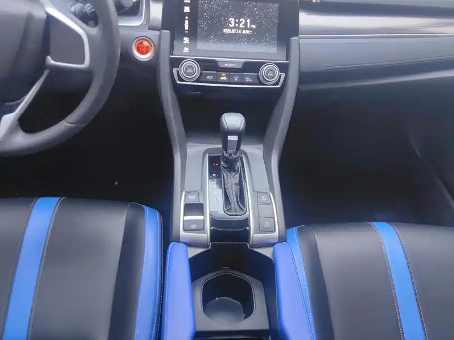 Honda Civic — миниатюра 16