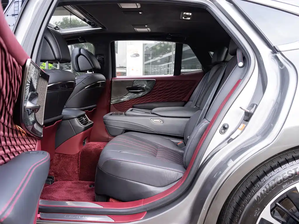 Lexus LS 2021 500h Executive