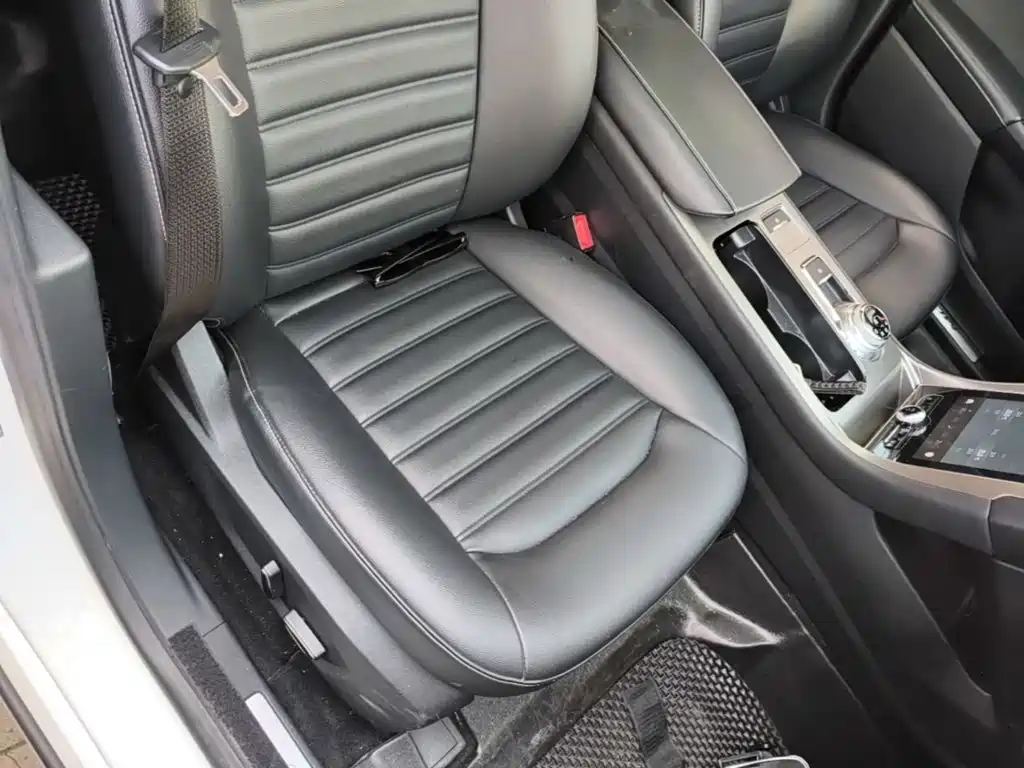 Ford Mondeo — миниатюра 25
