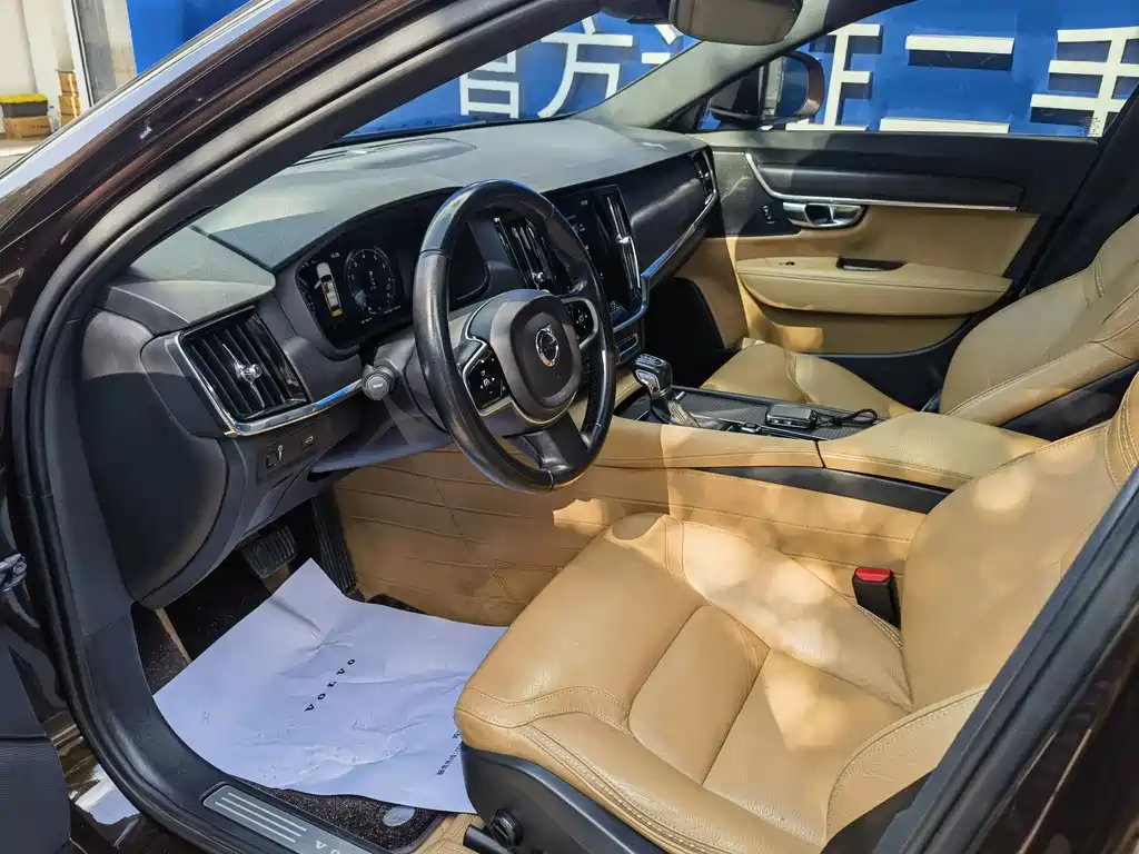 Volvo V90 — миниатюра 11