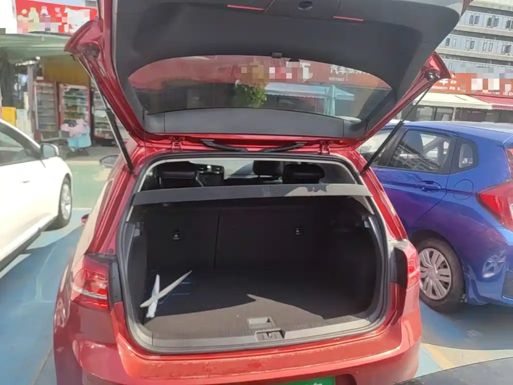 Volkswagen Golf — миниатюра 19