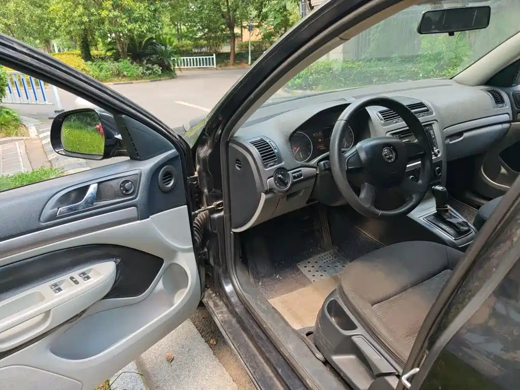 Skoda Octavia — миниатюра 14