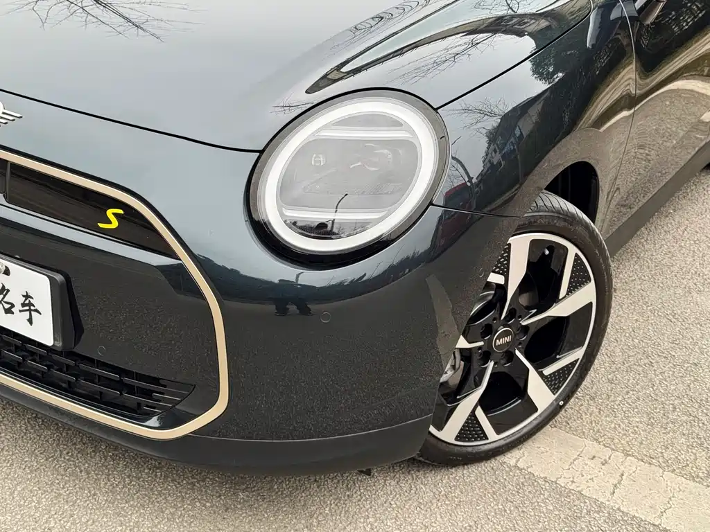 MINI ELECTRIC  COOPER