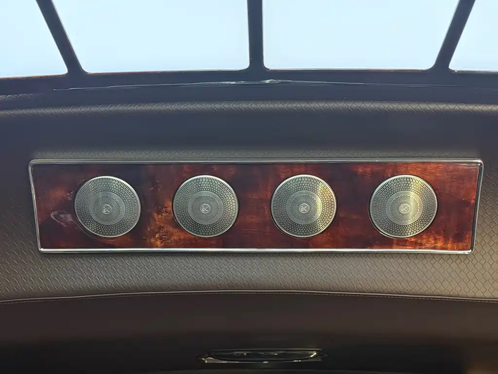 MERCEDES-BENZ V CLASS