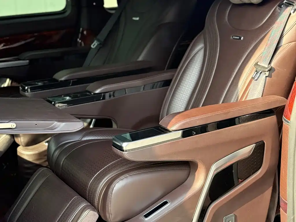 MERCEDES-BENZ V CLASS