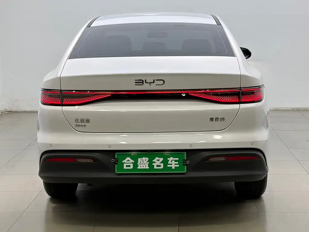 BYD Seal 05 DM-i — миниатюра 10