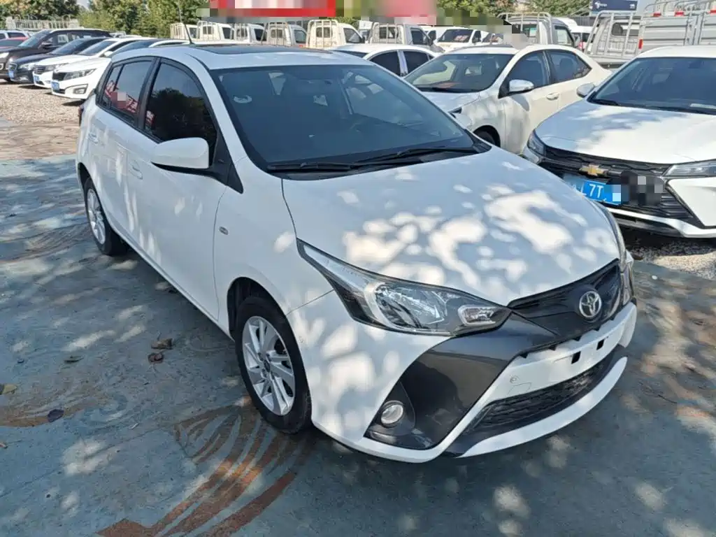 Toyota Yaris L — миниатюра 4
