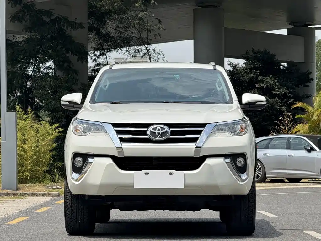 Toyota Fortuner 2016 2.7L