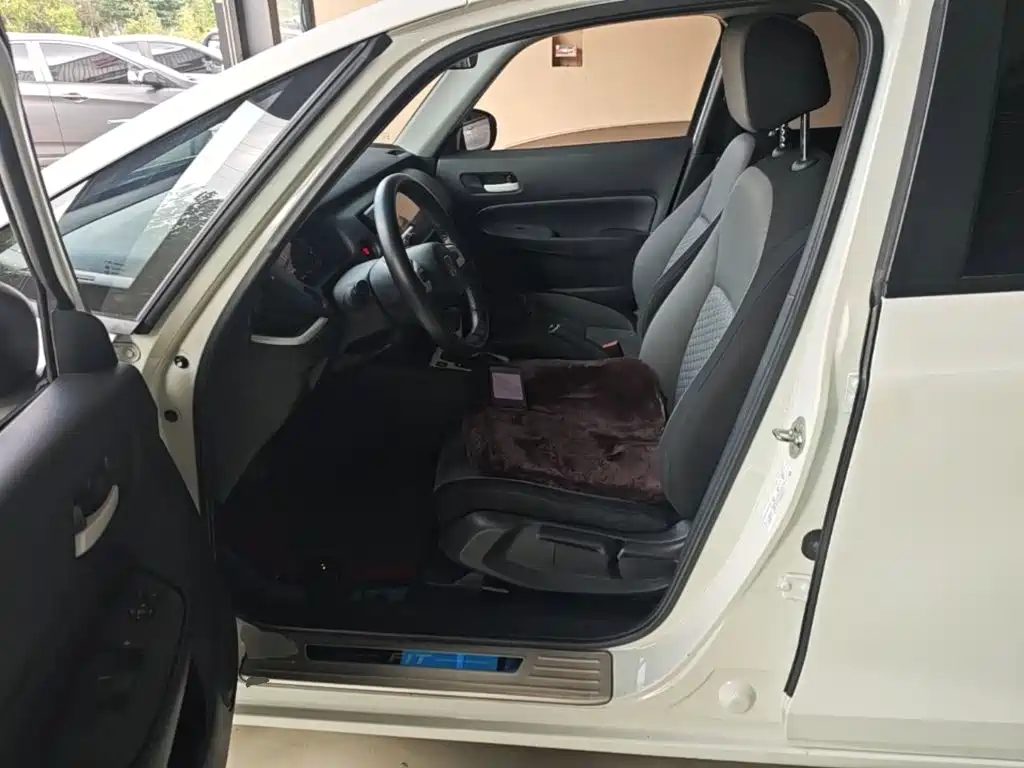 Honda Fit — миниатюра 15