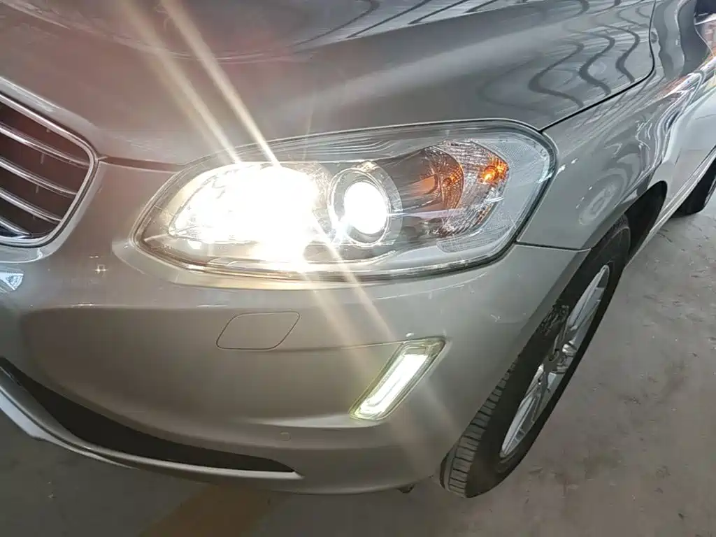 Volvo XC60 — миниатюра 24
