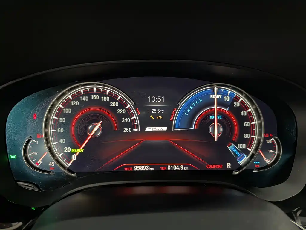BMW 5 Series New Energy — миниатюра 23