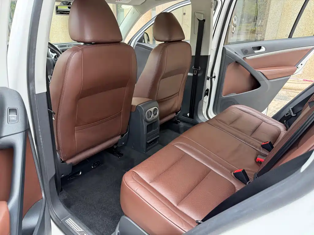 Volkswagen Tiguan — миниатюра 9