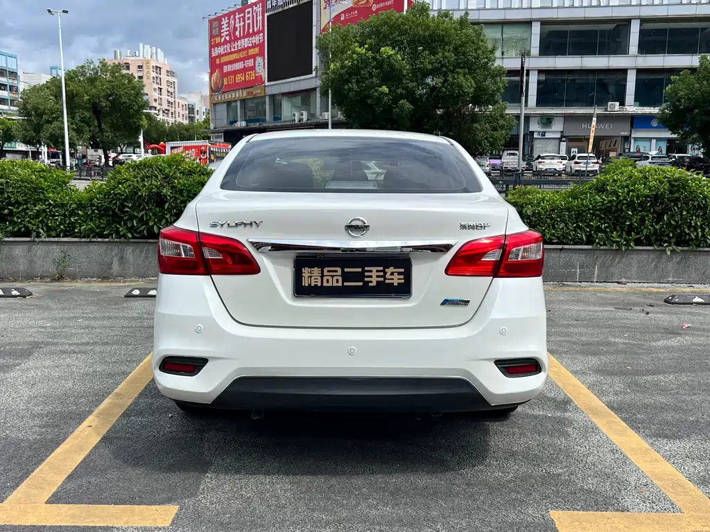 Nissan Sylphy — миниатюра 6