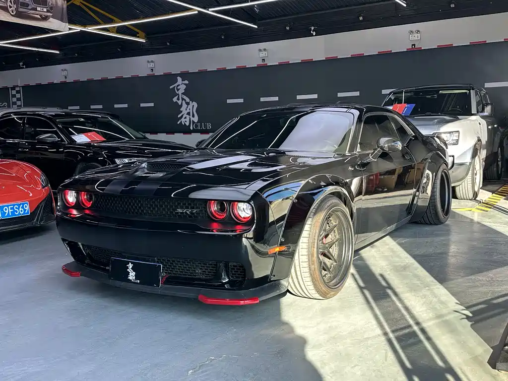 Dodge  2019