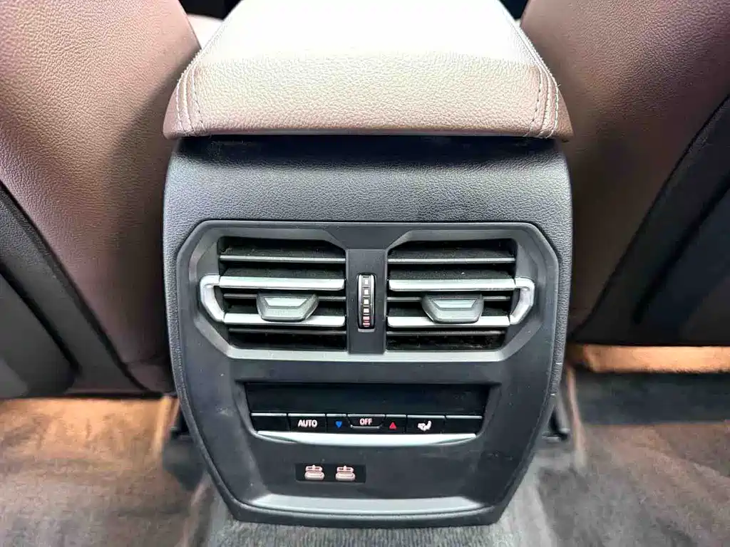 BMW 3 Series — миниатюра 10