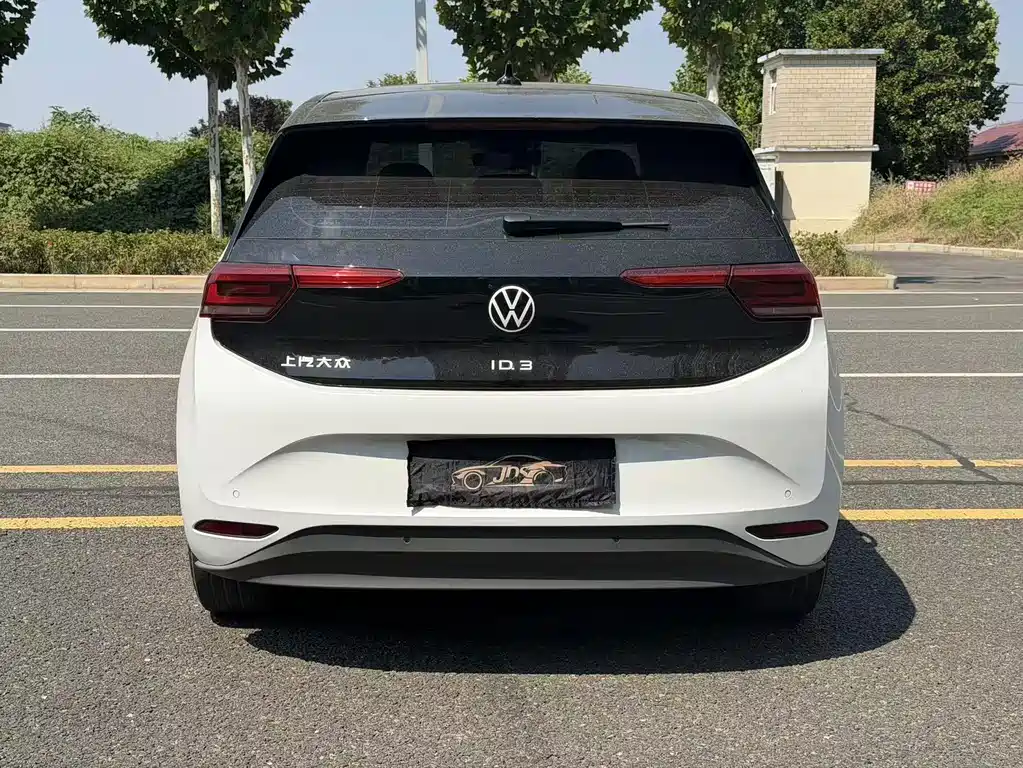 Volkswagen ID.3 — миниатюра 9