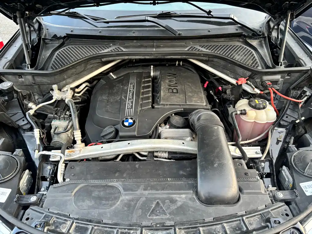 BMW X6 — миниатюра 26