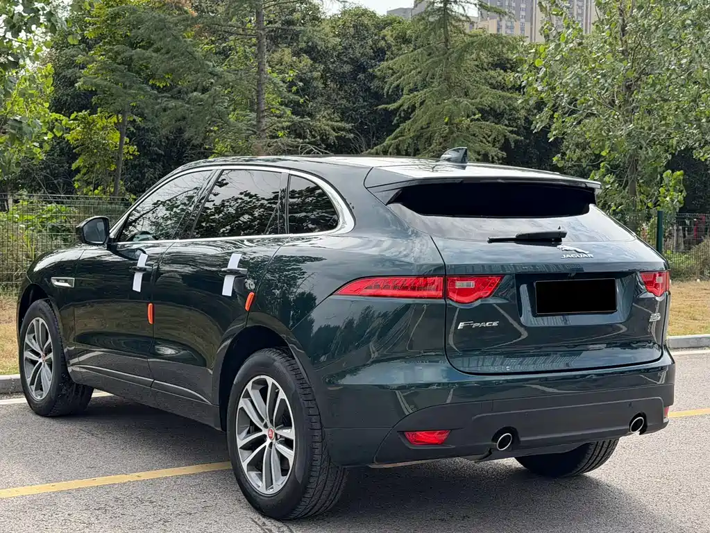 Jaguar F-PACE — миниатюра 17