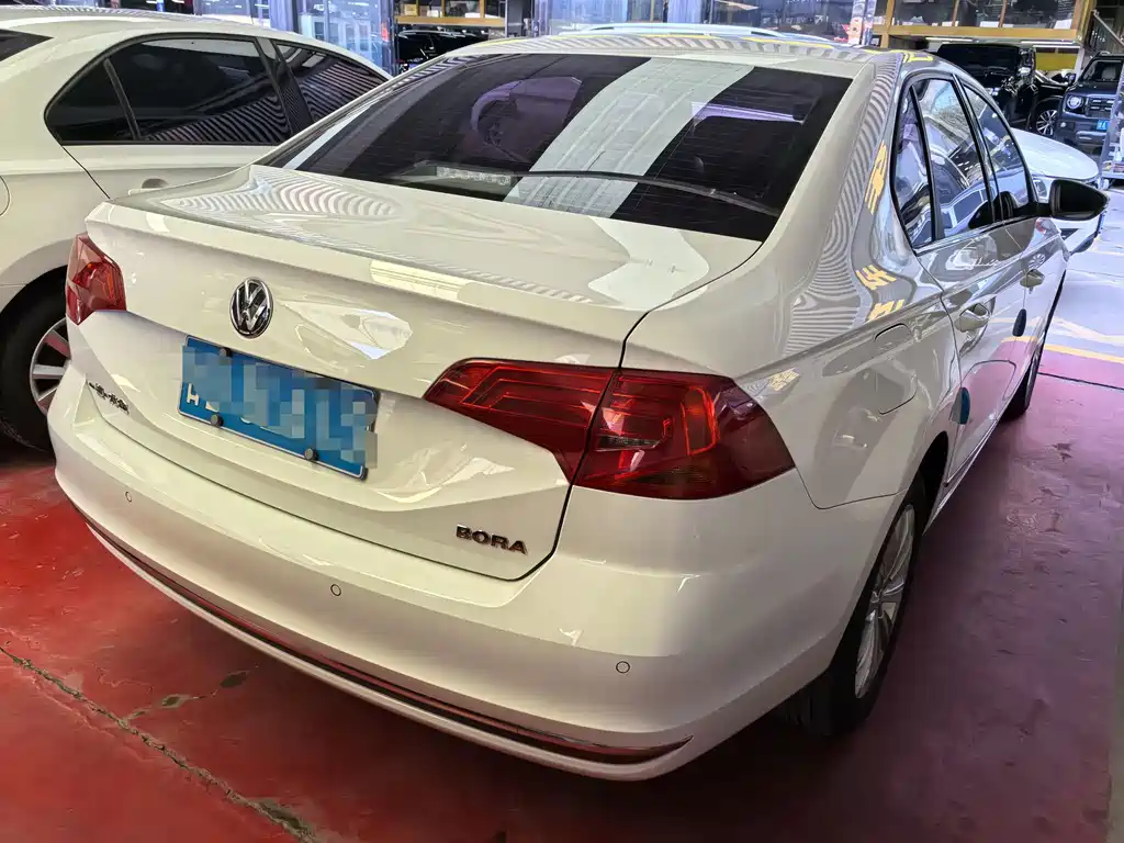 Volkswagen Bora — миниатюра 6