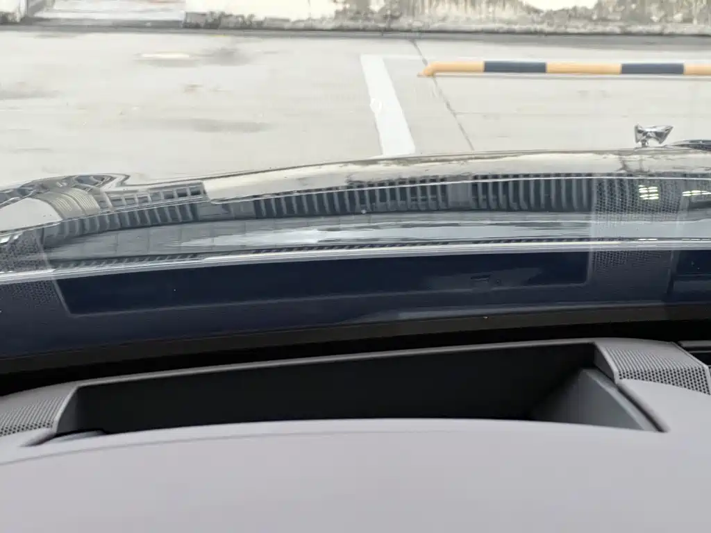 Bentley Flying Spur — миниатюра 18
