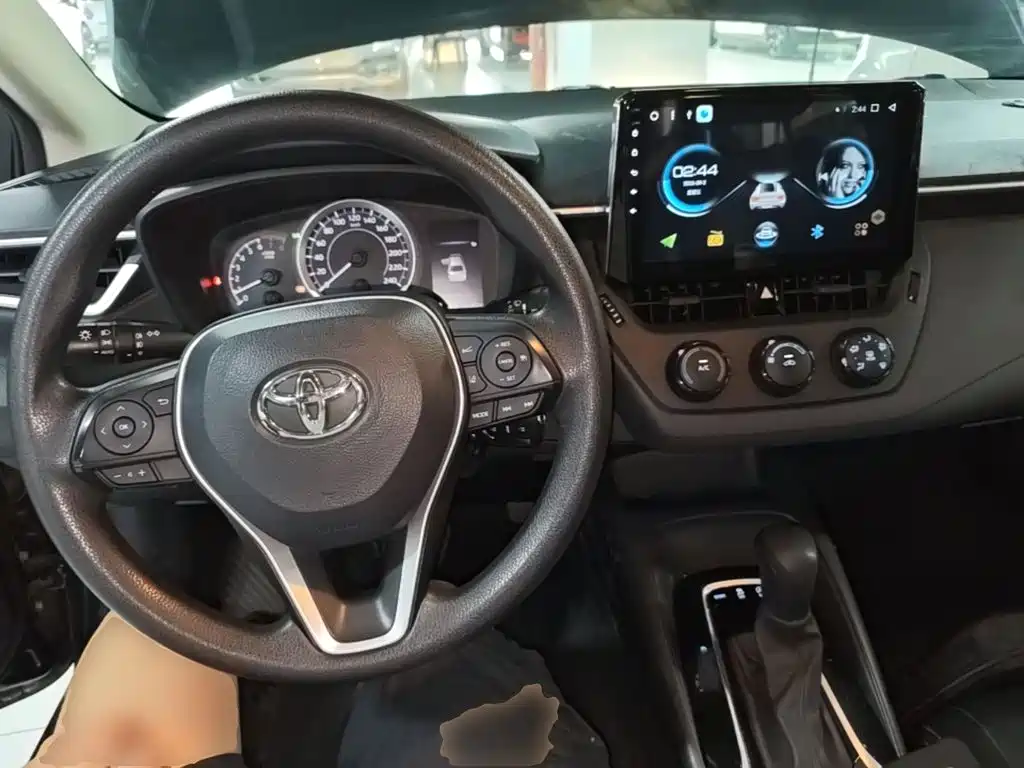 Toyota Corolla — миниатюра 10