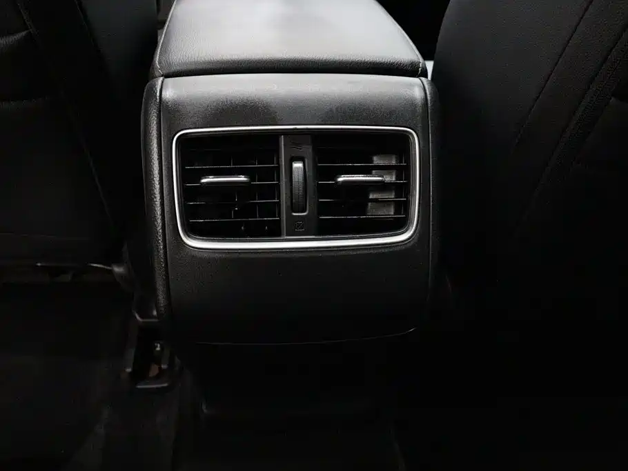 Honda Accord — миниатюра 8
