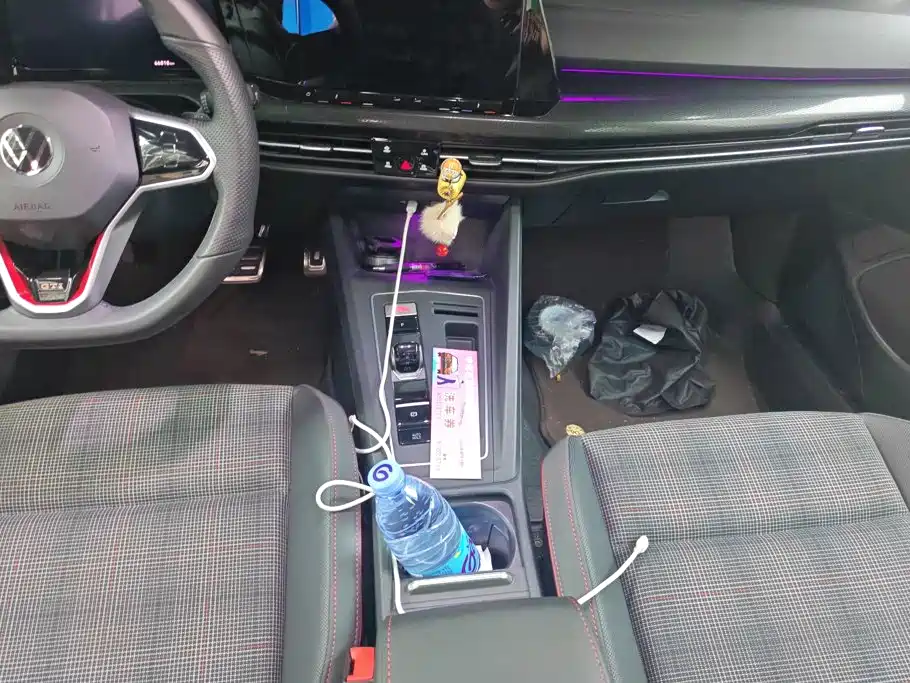 Volkswagen Golf GTI — миниатюра 16