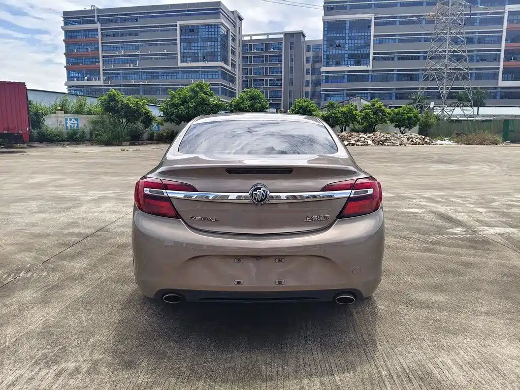 Buick Regal — миниатюра 5