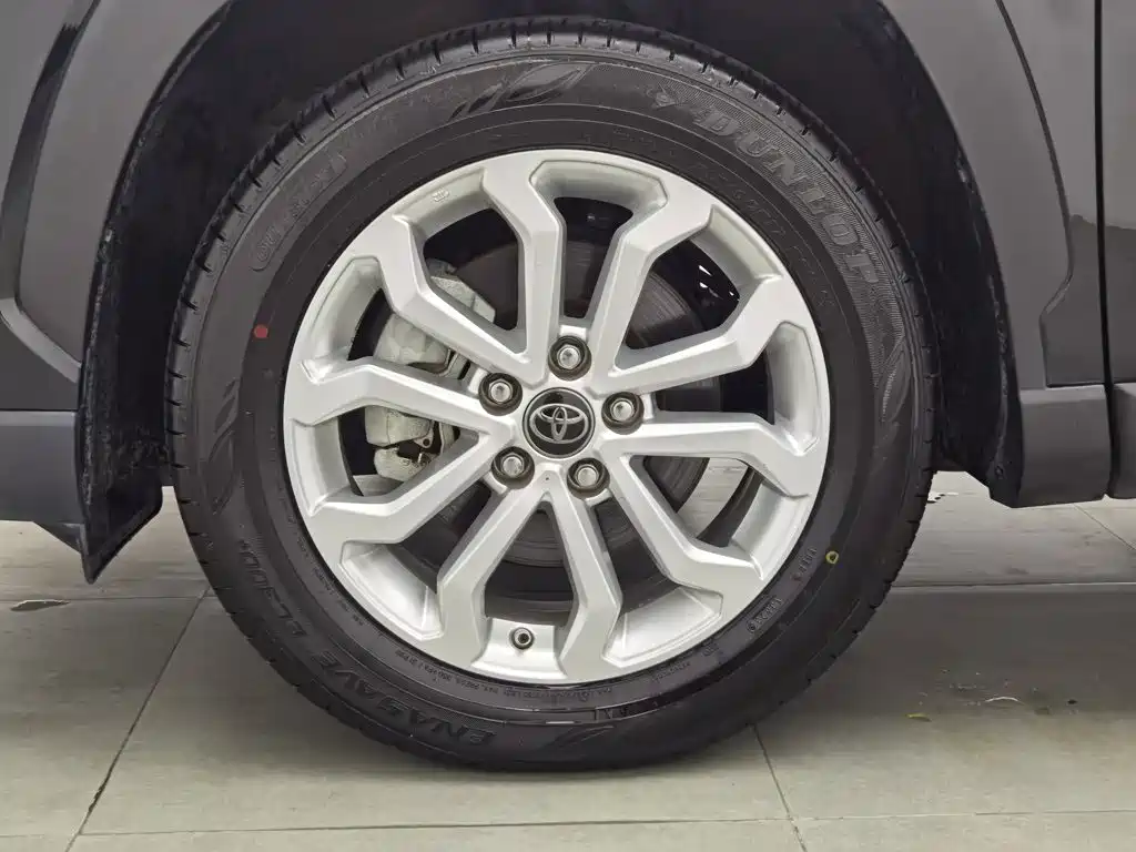 Toyota Frontlander — миниатюра 17