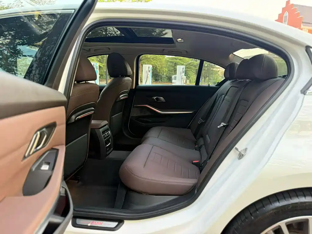 BMW 3 Series — миниатюра 6