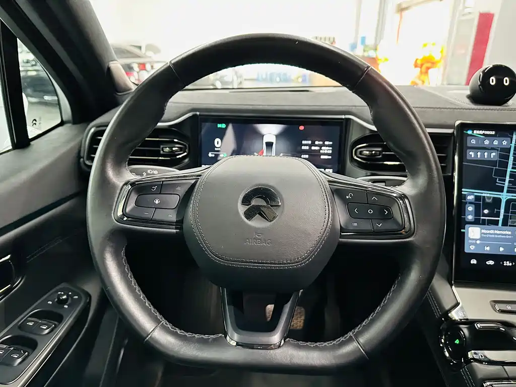 NIO EC6 — миниатюра 14