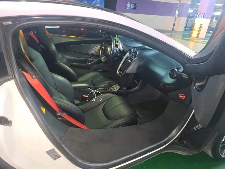 McLaren 570 — миниатюра 6