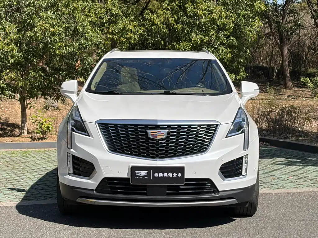 CADILLAC XT5