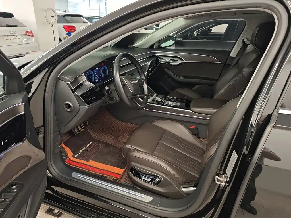 Audi A8 — миниатюра 10
