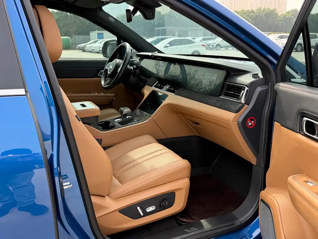 Li Auto Li ONE — миниатюра 14