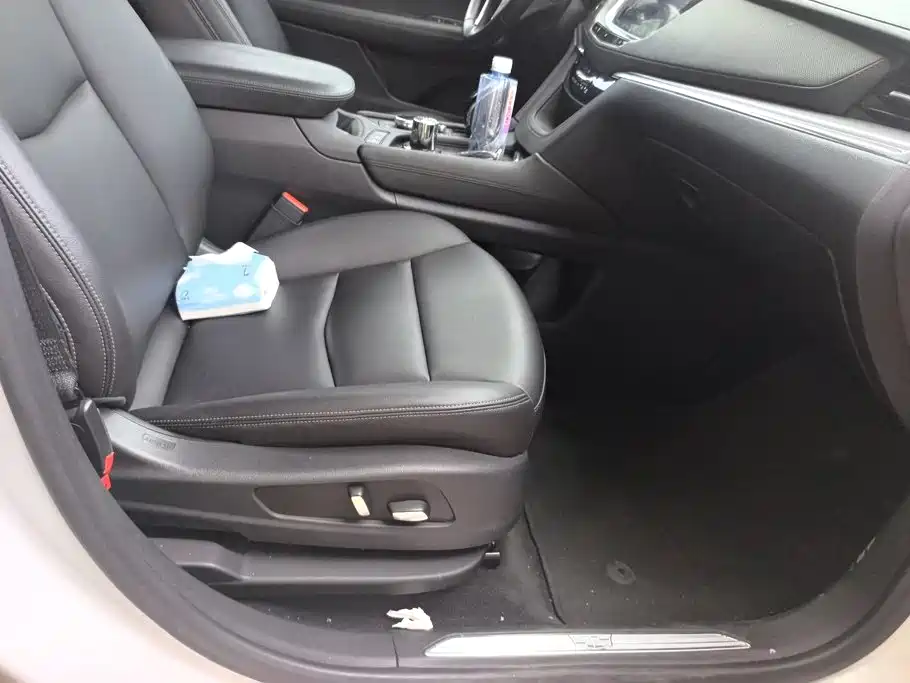 Cadillac XT5 — миниатюра 8